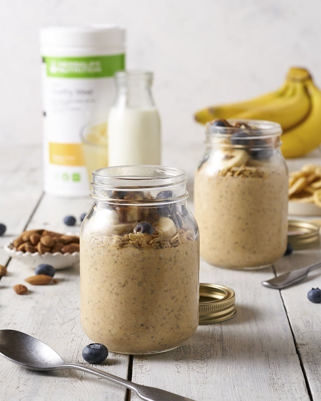 Recept Banana Cream and Almond Overnight Oats 4x5 Low Res  1 Portie